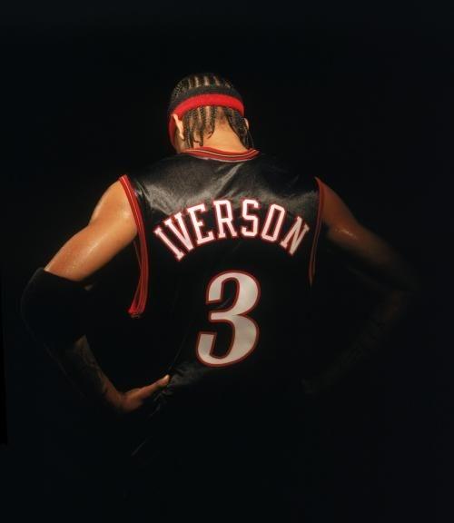 官方：原助理教练彼泽森出任谢周三新帅（官宣：前助教彼泽森接任谢周三主帅）