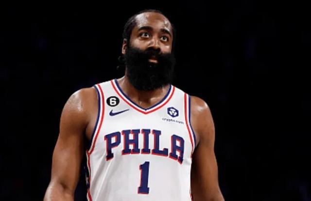 广东大胜后3喜1忧！杜锋终于开窍，王洪泽接班二飞，杜润旺退化（广东大胜三喜一忧：杜锋用人见效，王洪泽接棒二飞，杜润旺状态下滑）