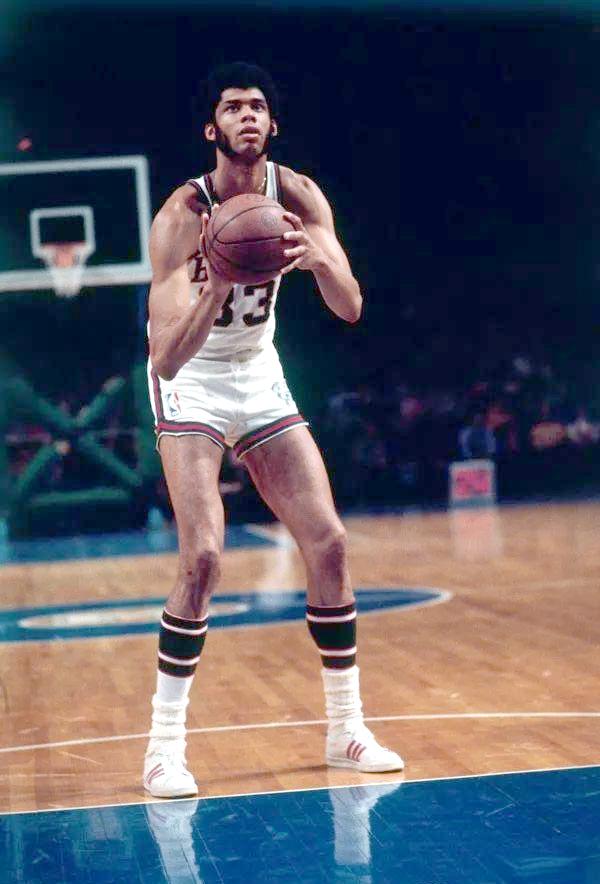 记者：多特为法比奥-席尔瓦提供了为期五年的合同（据记者报道：多特已向法比奥-席尔瓦提供一份5年合约）