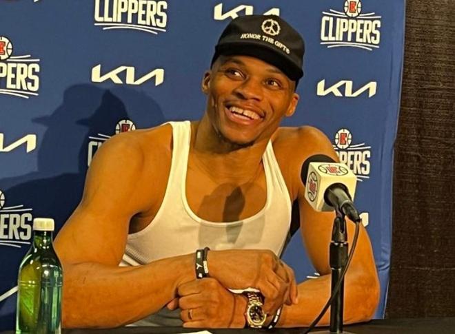 广东男篮末节逆转浙江（广东男篮末节上演逆转，力克浙江）